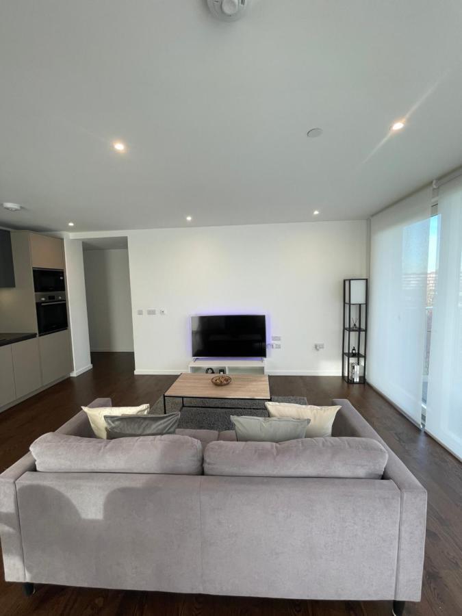 Immaculate 2Bed Apartment In London- City Views Екстер'єр фото