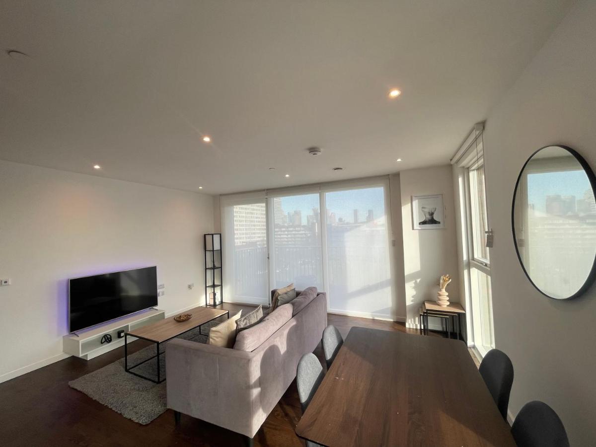 Immaculate 2Bed Apartment In London- City Views Екстер'єр фото