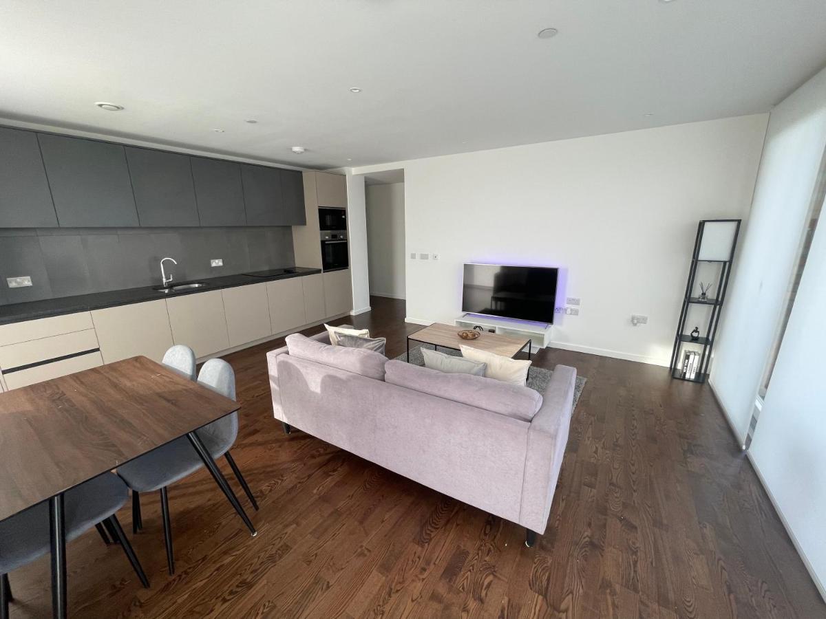 Immaculate 2Bed Apartment In London- City Views Екстер'єр фото