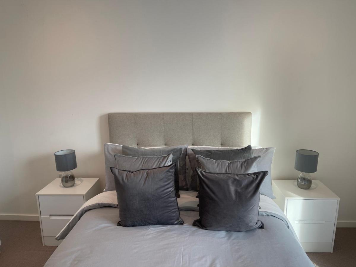 Immaculate 2Bed Apartment In London- City Views Екстер'єр фото