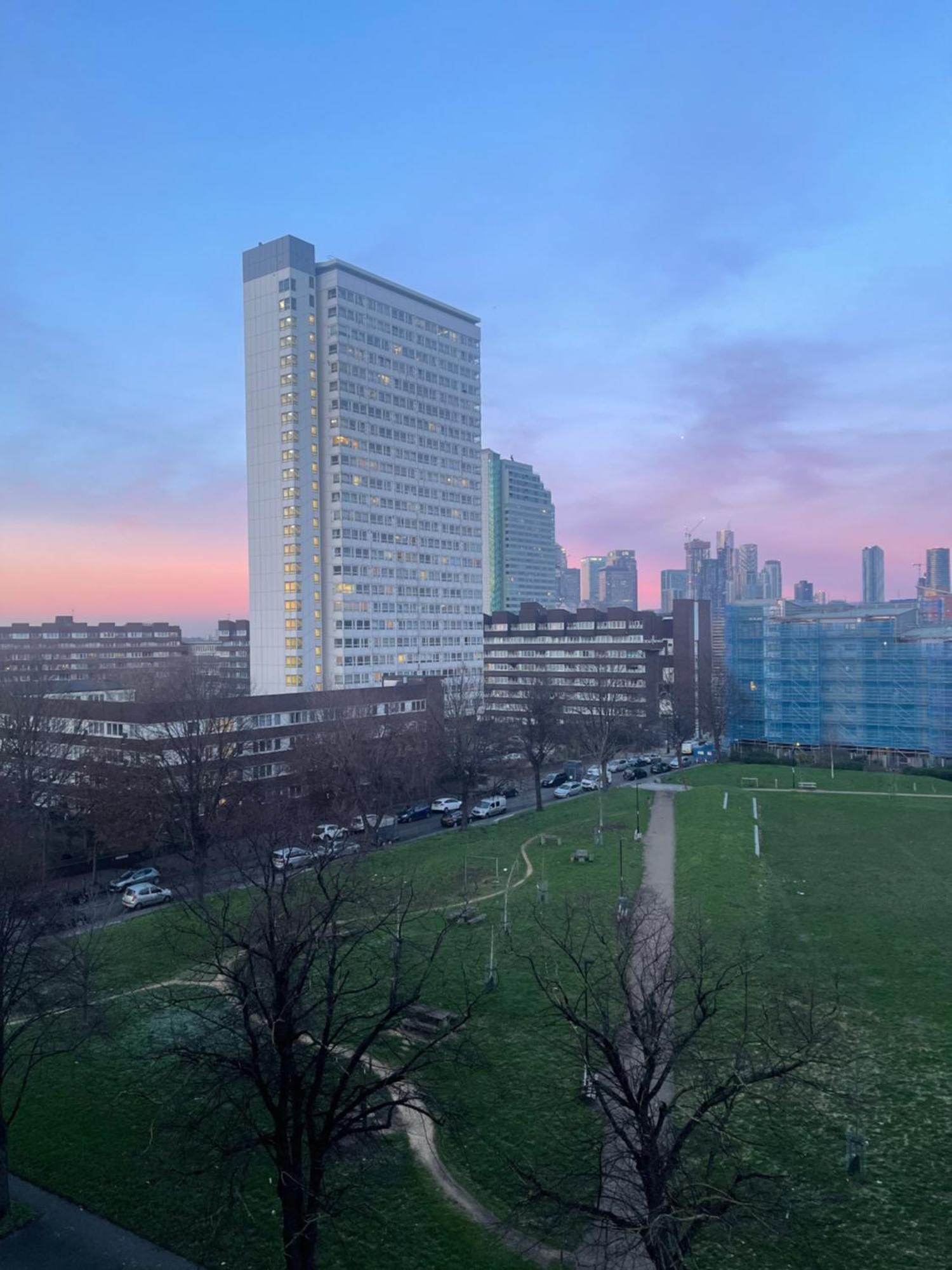 Immaculate 2Bed Apartment In London- City Views Екстер'єр фото